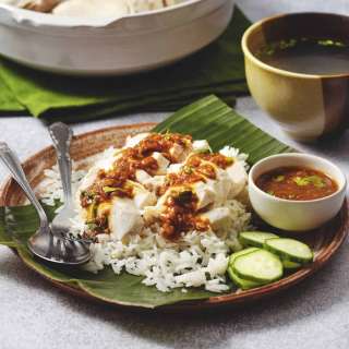 Classic Hainanese Chicken Rice (khao man gai)