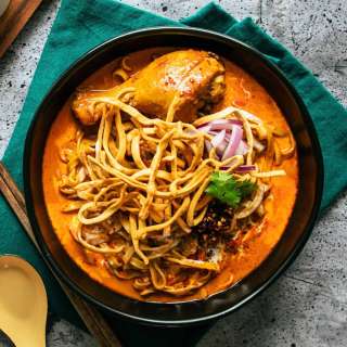 Khao Soi: Northern Thai Curry Noodle Soup
