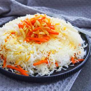Persian sweet rice - shirin polow