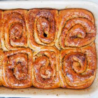 Golfeados (Venezuelan cheese sticky buns)