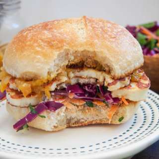 Halloumi burger