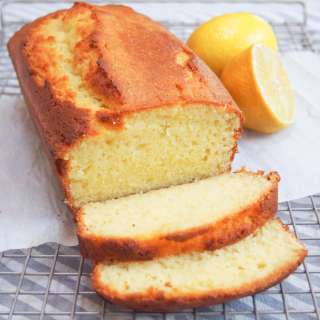 French lemon yogurt cake