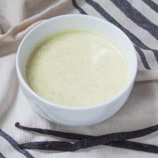 Vanillesosse (German vanilla sauce)