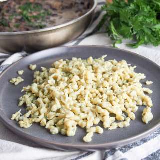 Herb spaetzle