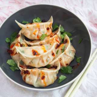 Vegetable dumplings (jiaozi)