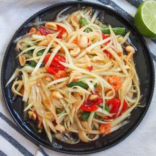 Thai green papaya salad
