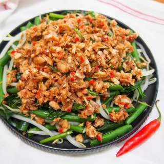 Urap sayur (Indonesian vegetables with coconut topping)
