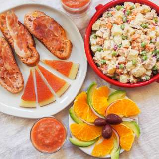 Simple cold Spanish tapas