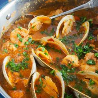 Romesco de peix (Catalan fish stew)