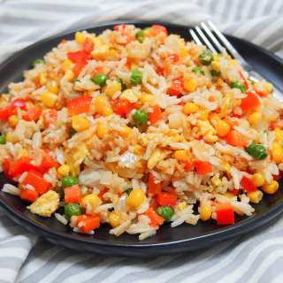 Vegetable egg fried rice