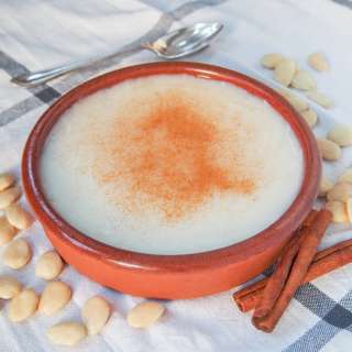 Menjarblanc (almond pudding)