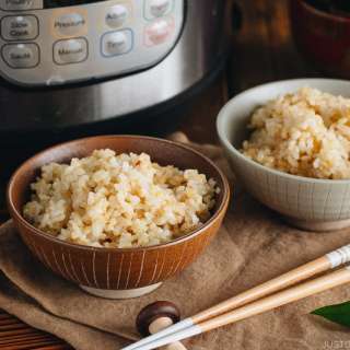 How to Cook Brown Rice (Instant Pot Brown Rice)
