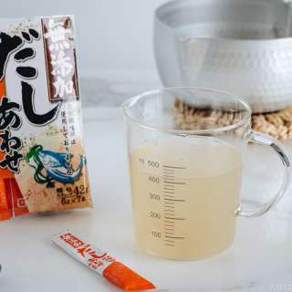 How to Make Japanese Soup Stock with Dashi Powder