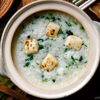 Nanakusa Gayu (Seven Herb Rice Porridge)