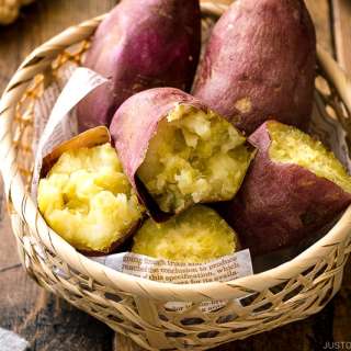 Baked Japanese Sweet Potatoes (Yaki Imo)
