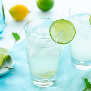 Japanese Yuzu Cocktail (Yuzu Chuhai)