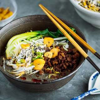 Black Sesame Dan Dan Noodles