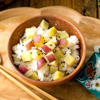 Japanese Sweet Potato Rice (Satsumaimo Gohan)