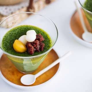 Matcha Vegan Panna Cotta