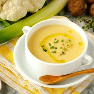 Creamy Roasted Cauliflower Soup