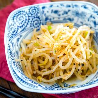 Spicy Bean Sprout Salad