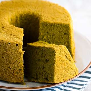 Matcha Chiffon Cake