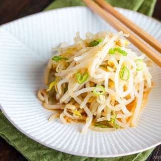 Bean Sprout Salad