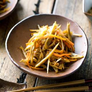 Kinpira Gobo (Braised Burdock Root)