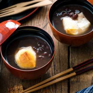 Zenzai (Sweet Red Bean Soup with Mochi)