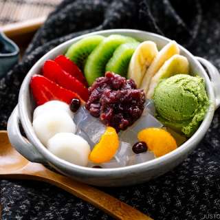 Anmitsu (Japanese Kanten Jelly Dessert)