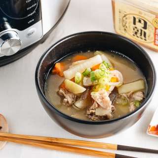 Instant Pot Tonjiru
