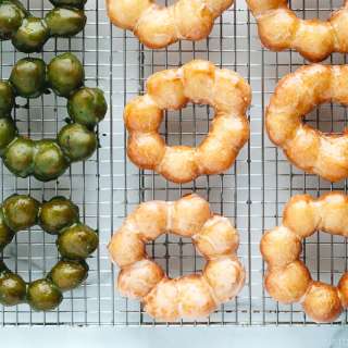 Pon de Ring Donut