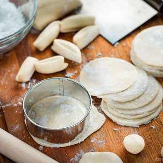Gyoza (Japanese Potsticker) Wrappers