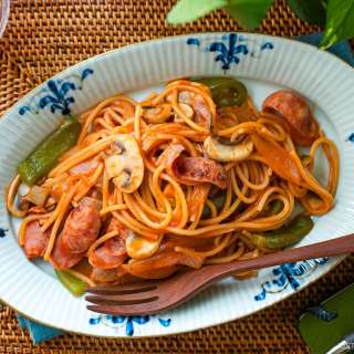 10 Min Meal – Napolitan (Japanese Ketchup Spaghetti)