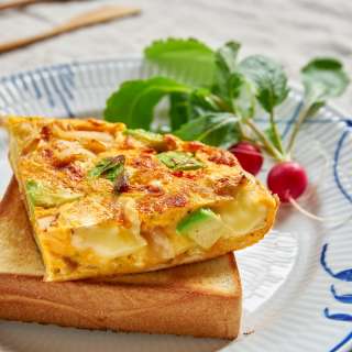 Avocado Camembert Frittata