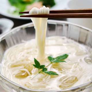 Chilled Somen Noodles with Dipping Sauce
