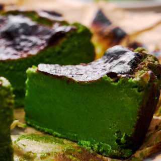 Matcha Basque Cheesecake