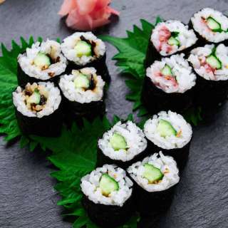 Kappa Maki (Cucumber Sushi Roll)