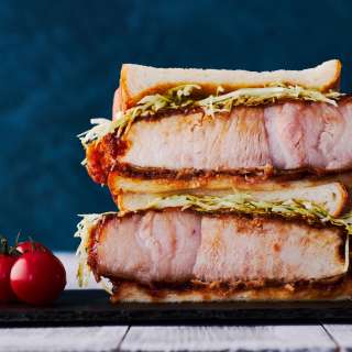 Katsu Sando (カツサンド)