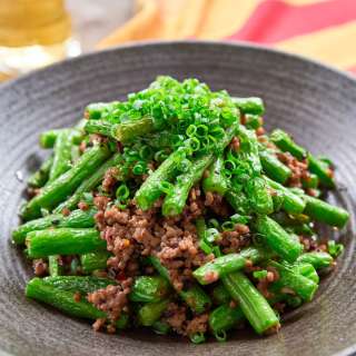 Green Bean Stir-Fry with Garlic Black Beans