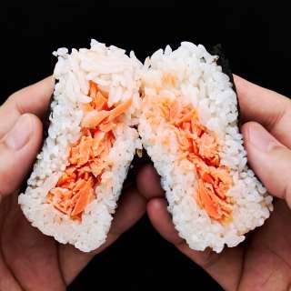 Salmon Onigiri