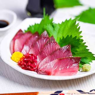 Marinated Yellowtail Sashimi (Buri no Ryukyu)