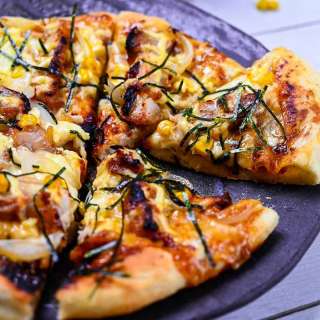 Japanese Teriyaki Chicken Pizza