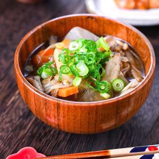 Kenchin Jiru (Traditional Japanese Vegetable Soup)