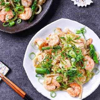 Shrimp Yaki Udon (Shio Lemon Shrimp Udon Stir Fry)