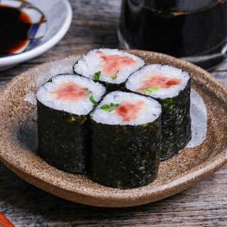 Negitoro Maki (Mashed Tuna Sushi Rolls)