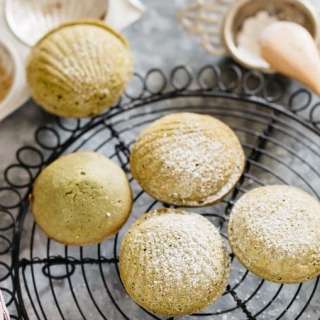 Matcha Madeleine 抹茶マドレーヌ