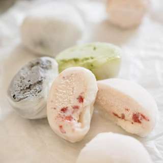 Japanese mochi ice cream 餅アイス