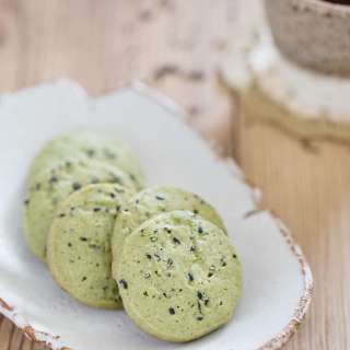 Matcha Black Sesame Cookies 抹茶黒胡麻クッキー
