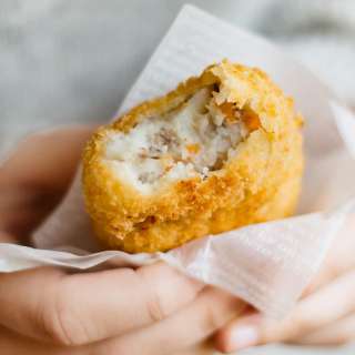 Japanese potato croquettes (Korokke) コロッケ